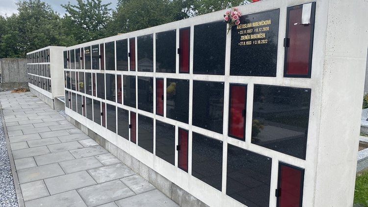 Betonová kolumbária